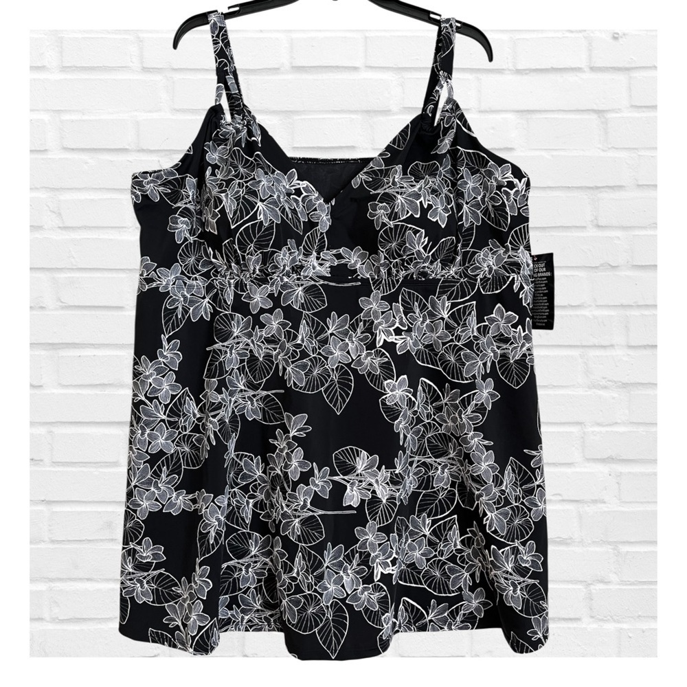 Swimsuits For All Sz 26 Black and White Floral Tankini Top Long Resort Wear